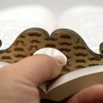 bague-lecture-moustache-naturel-livre-ouvert