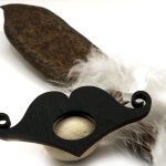 bague-lecture-moustache-noire-2