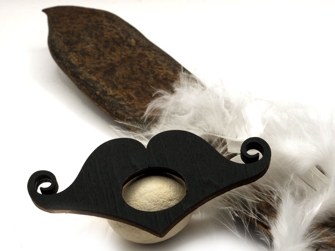 bague-lecture-moustache-noire-2