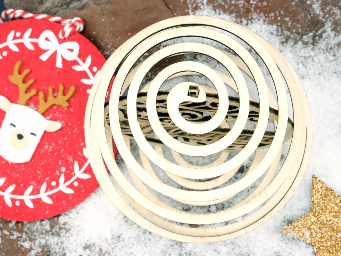 boile-noel-personnalisee-spirale-effet-3d