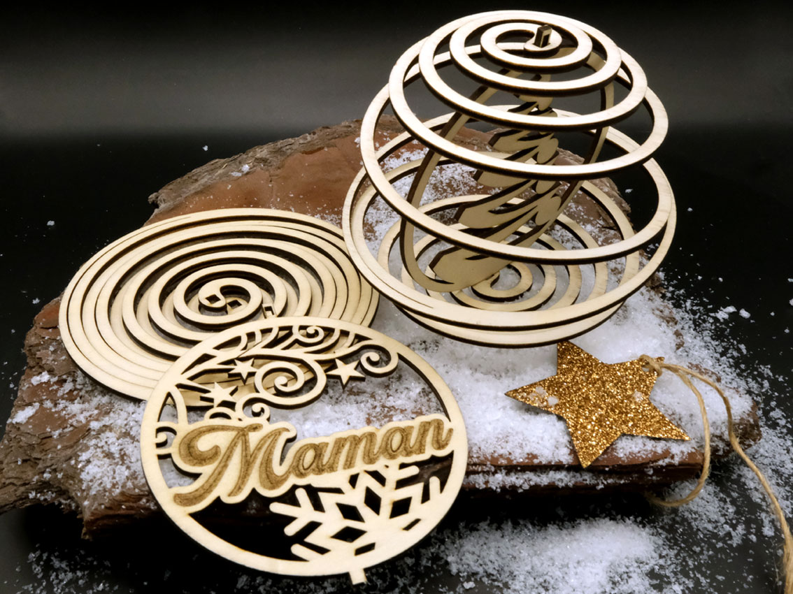 boile-noel-personnalisee-spirale Boule noel personnalisée