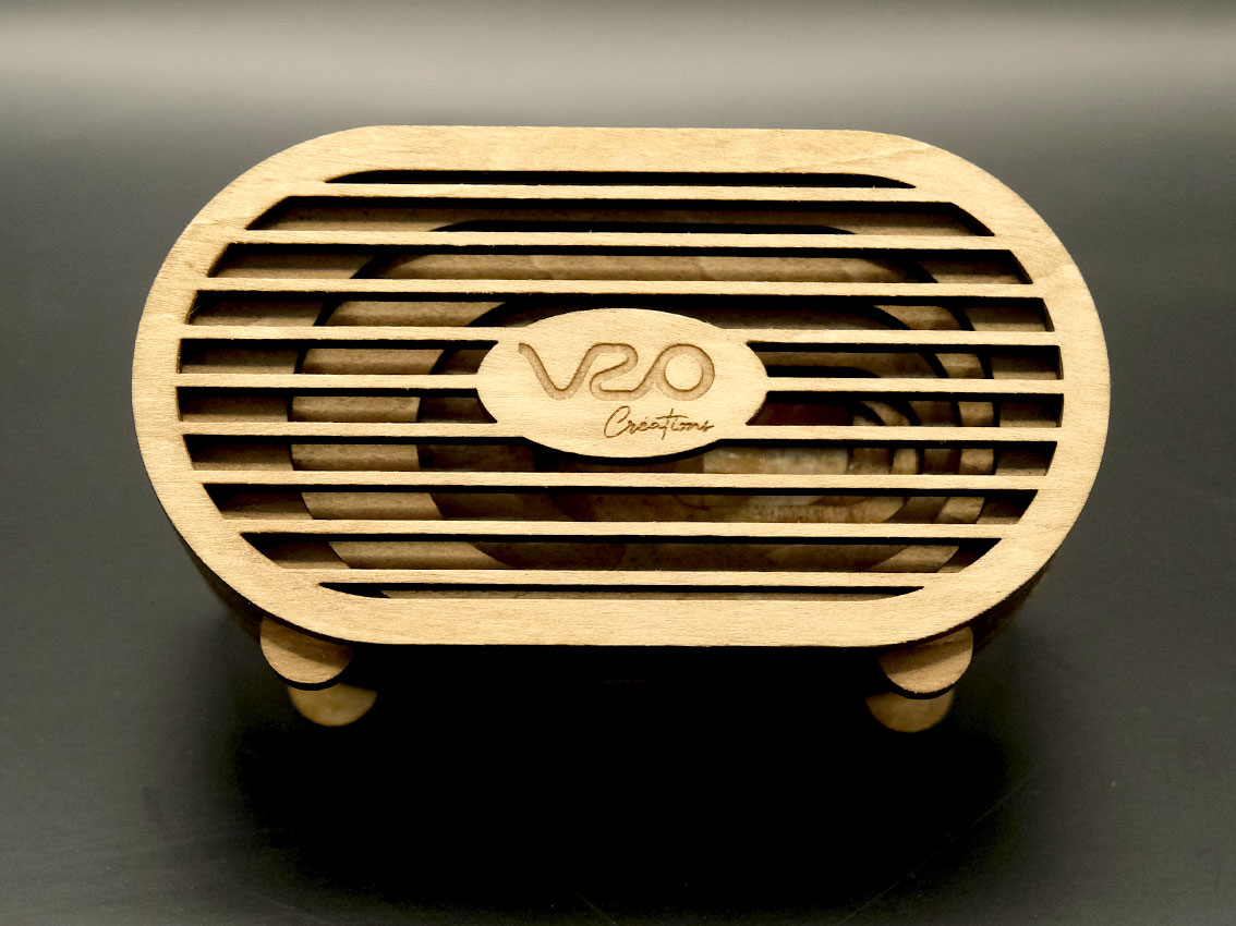 enceinte-solo-dessus support audio téléphone bois