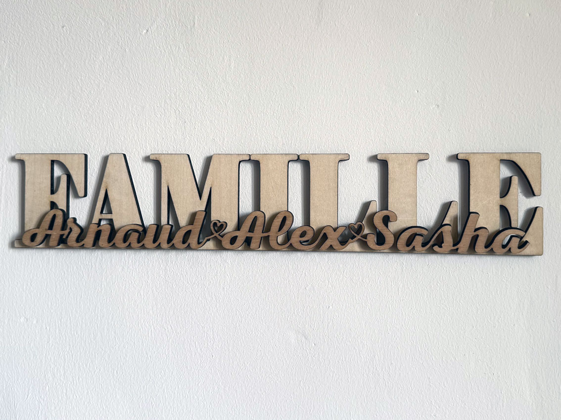 Décoration Murale FAMILLE Personnalisée - Gravure Prénoms – Image 2